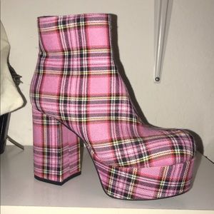 Dolls kill Platform plaid boots with zipper